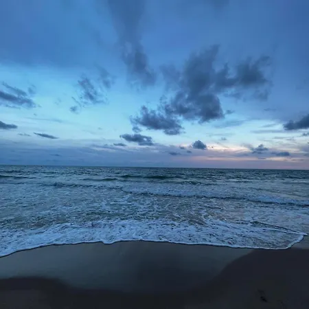 Acogedor Y Amplio Familiar A Pie De Playa 公寓 卡拉费尔