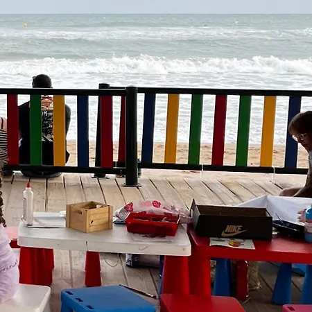 Acogedor Y Amplio Familiar A Pie De Playa * Calafell