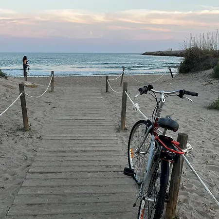 Apartment Acogedor Y Amplio Familiar A Pie De Playa Calafell
