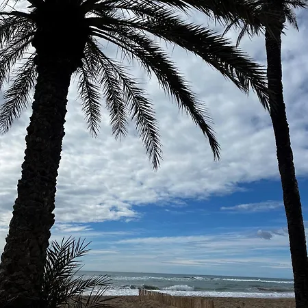 Acogedor Y Amplio Familiar A Pie De Playa Apartment Calafell