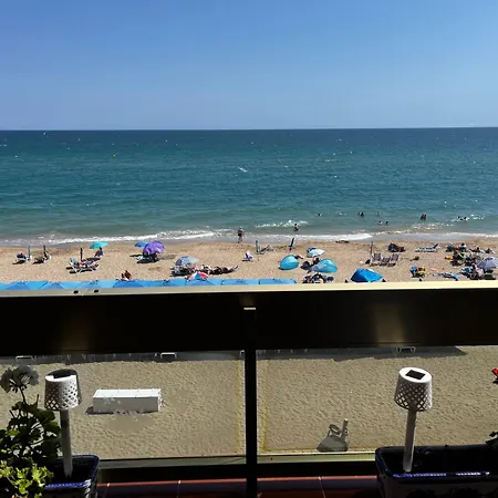 Acogedor Y Amplio Familiar A Pie De Playa * Calafell